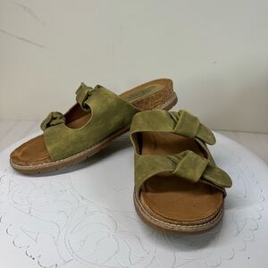 Eurosoft Golden Knot faux green suede